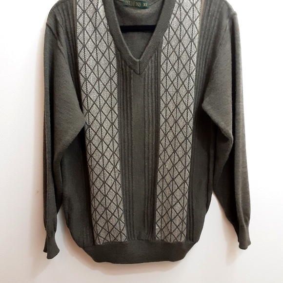 EST 1823 Men's Brown Sweater Sz XL - Picture 1 of 10